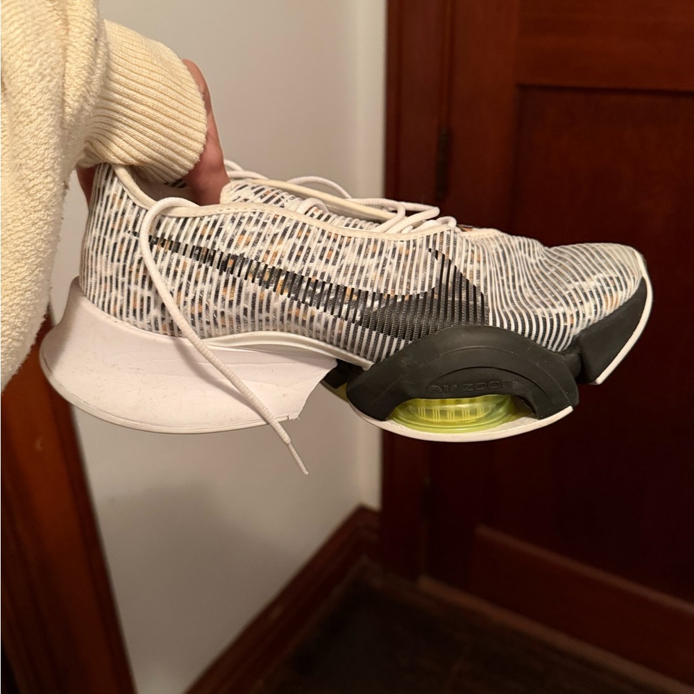 Nike Air Zoom Super Rep 2